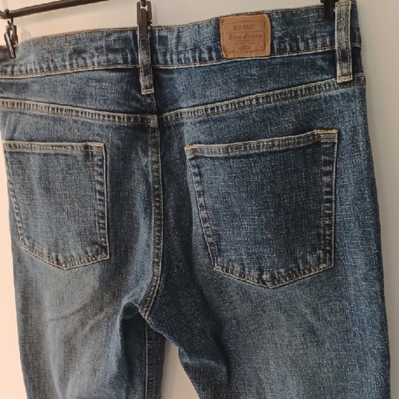 Old Navy Blue Straight Leg Jeans Timeless Style - Picture 6 of 7
